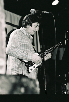  Allan Holdsworth