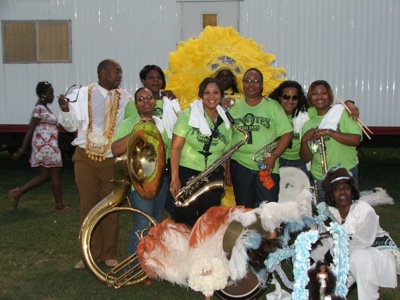 Pinettes & Second Line Dancers